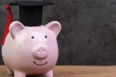 Cómo financiar los estudios de postgrado