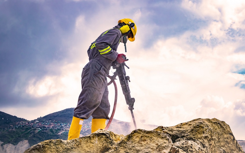 Técnico en Excavaciones y Sondeos