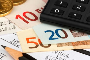 Cómo financiar los estudios universitarios