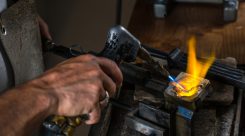 Técnico en Moldeado y Fundición de Objetos de Orfebrería, Joyería y Bisutería