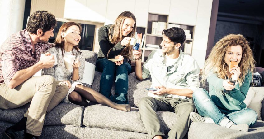 Alojamiento y transporte