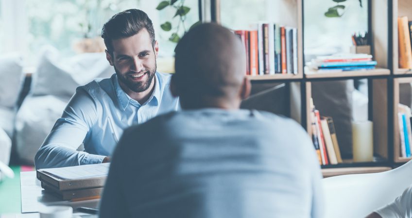 Seducir al director de Recursos Humanos