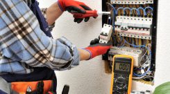 Técnico en Instalaciones Eléctricas y Automáticas
