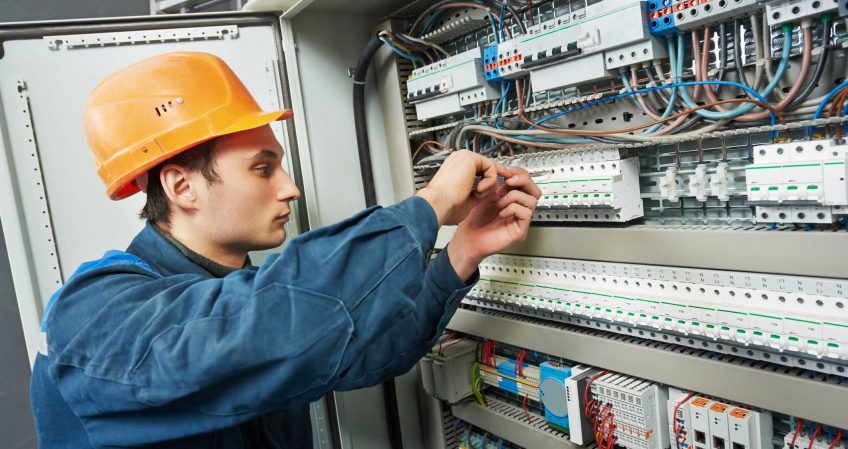 Instalaciones Eléctricas y Automáticas