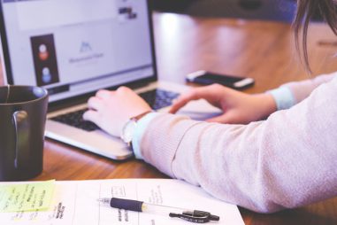 Grados online: cómo funcionan, qué ventajas te ofrecen