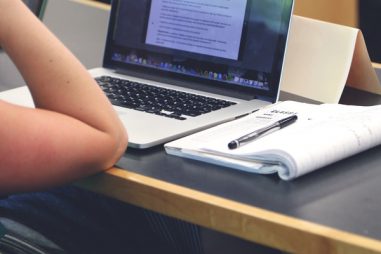 Por qué hacer prácticas mientras estudias un máster