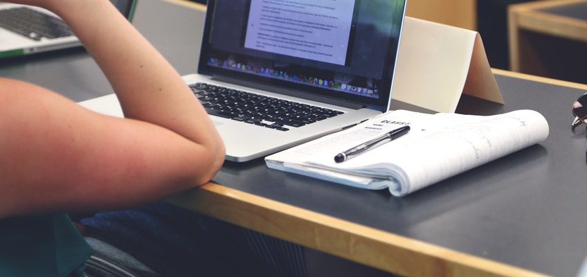 Por qué hacer prácticas mientras estudias un máster