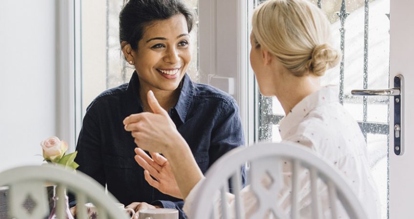 Qué hace un experto en sociolingüística y cómo puedes formarte para profesionalizarte