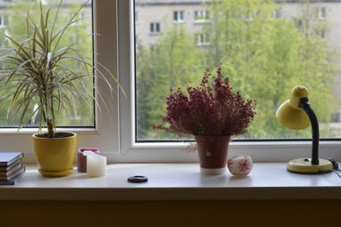 ¿Cuál es el precio de las residencias universitarias de Madrid con respecto al de los colegios mayores?