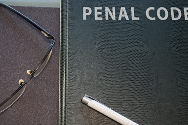 ¿Cómo ser abogado penalista? Estos son los estudios que necesitas