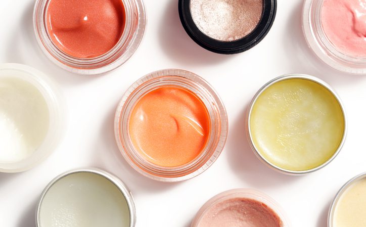 Cosmetología: descubre cómo formarte en este ámbito