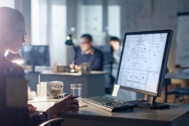 Qué hace un arquitecto de software y cómo formarte para este puesto