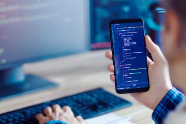 Cuáles son las funciones de un desarrollador Full Stack y qué salidas profesionales tiene