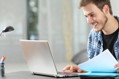 Estudiar oposiciones con Bachillerato: ¿a qué puestos podemos optar con este título?