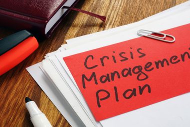 Gestión de crisis: los mejores másteres para afrontar situaciones críticas de forma profesional