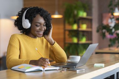 Mejora tu nivel de idiomas con formación online