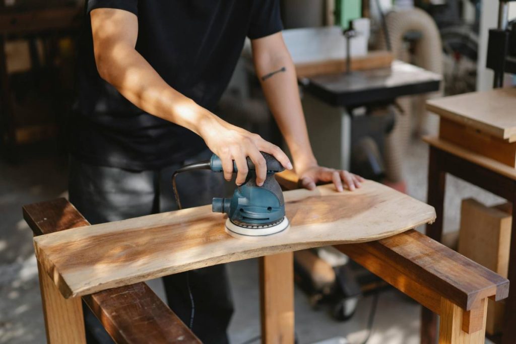 Estudiante de FP de Madera Mueble y Corcho