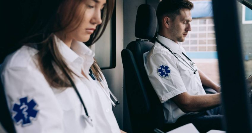 ¿Qué formación se necesita para ser conductor de ambulancia?