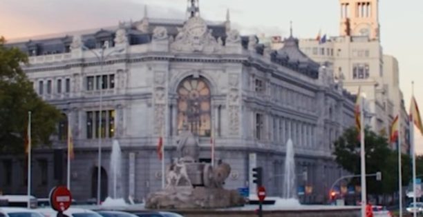 Ayudas para estudios en Economía y Finanzas: becas y estancias en el Banco de España